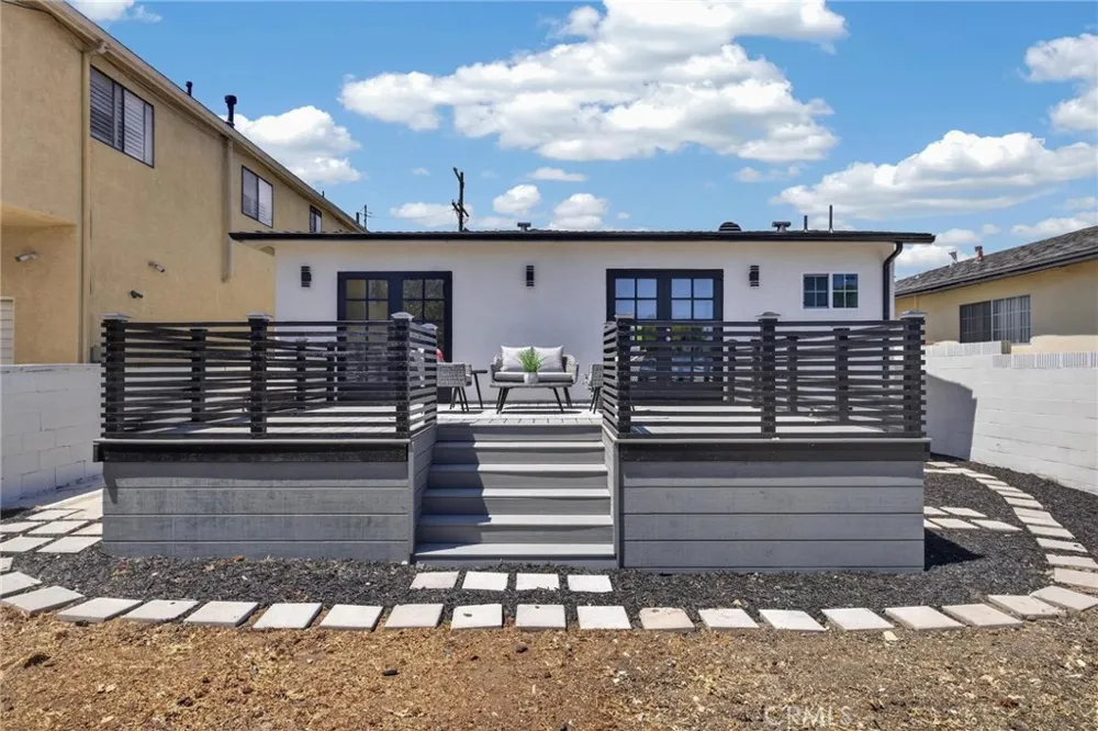 1223 W 23rd San Pedro, CA 90731