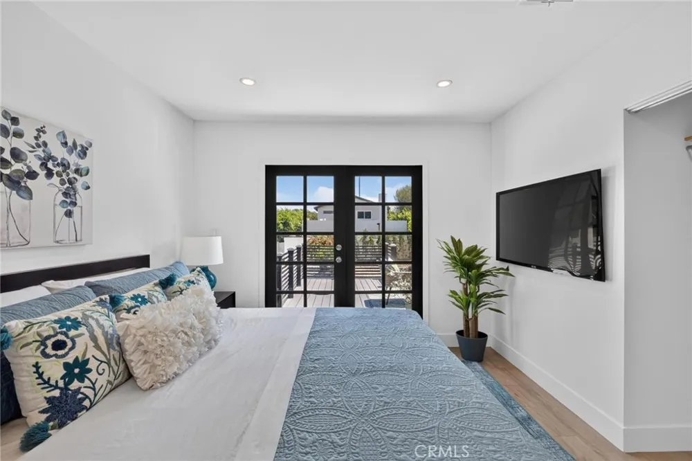 1223 W 23rd San Pedro, CA 90731
