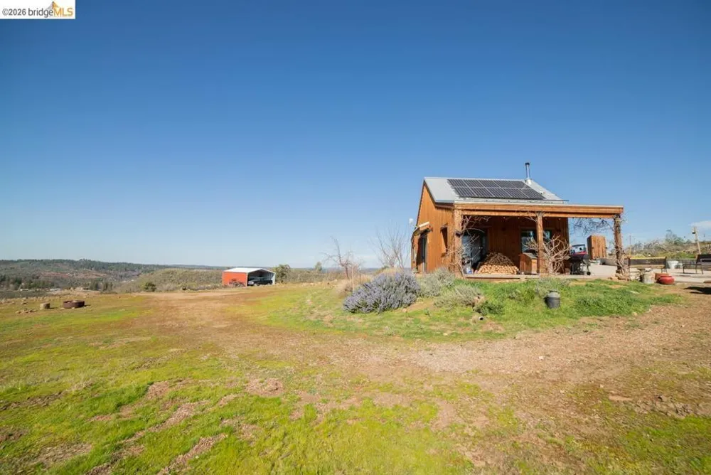 6899 Eagleview Dr. Mountain Ranch, CA 95246