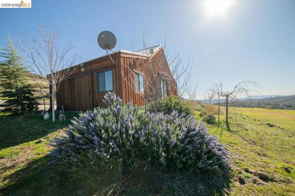 6899 Eagleview Dr. Mountain Ranch, CA 95246