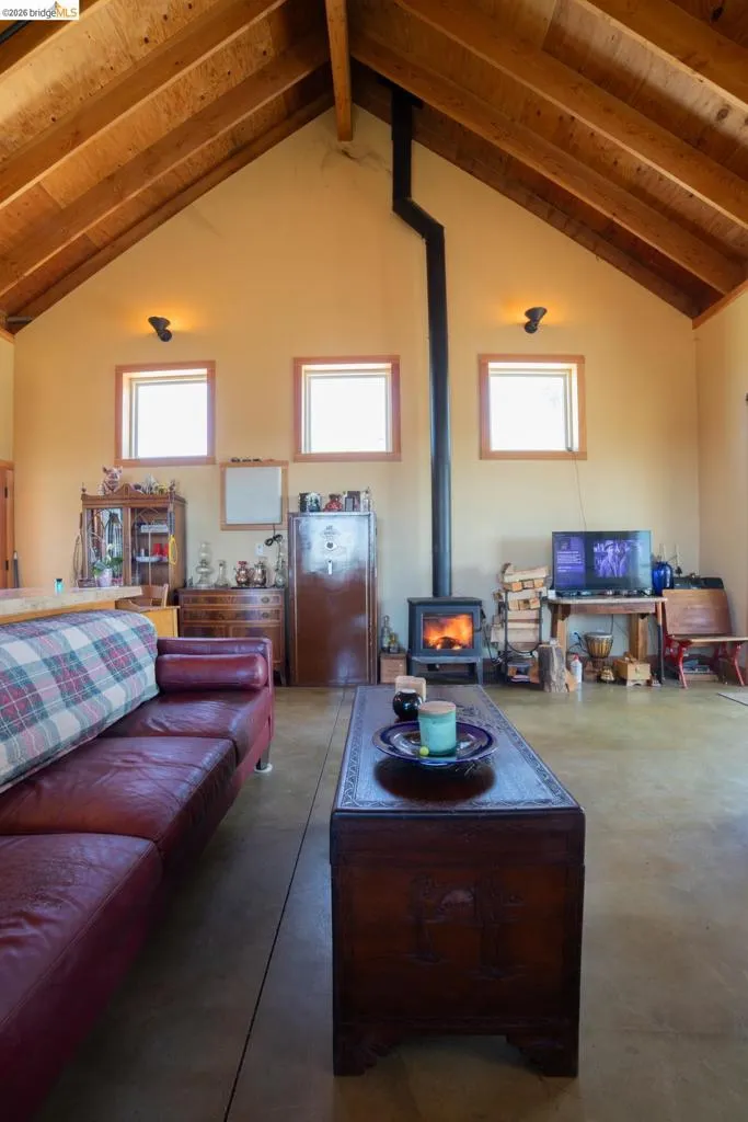 6899 Eagleview Dr. Mountain Ranch, CA 95246