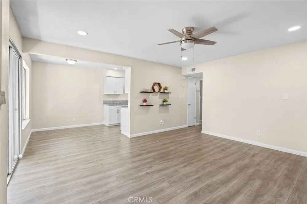 1550 W Ashlan Fresno, CA 93705