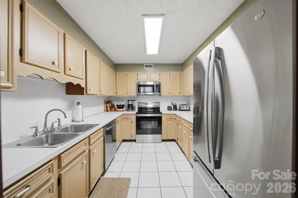 1330 5th Street NE #83 Hickory, NC 28601