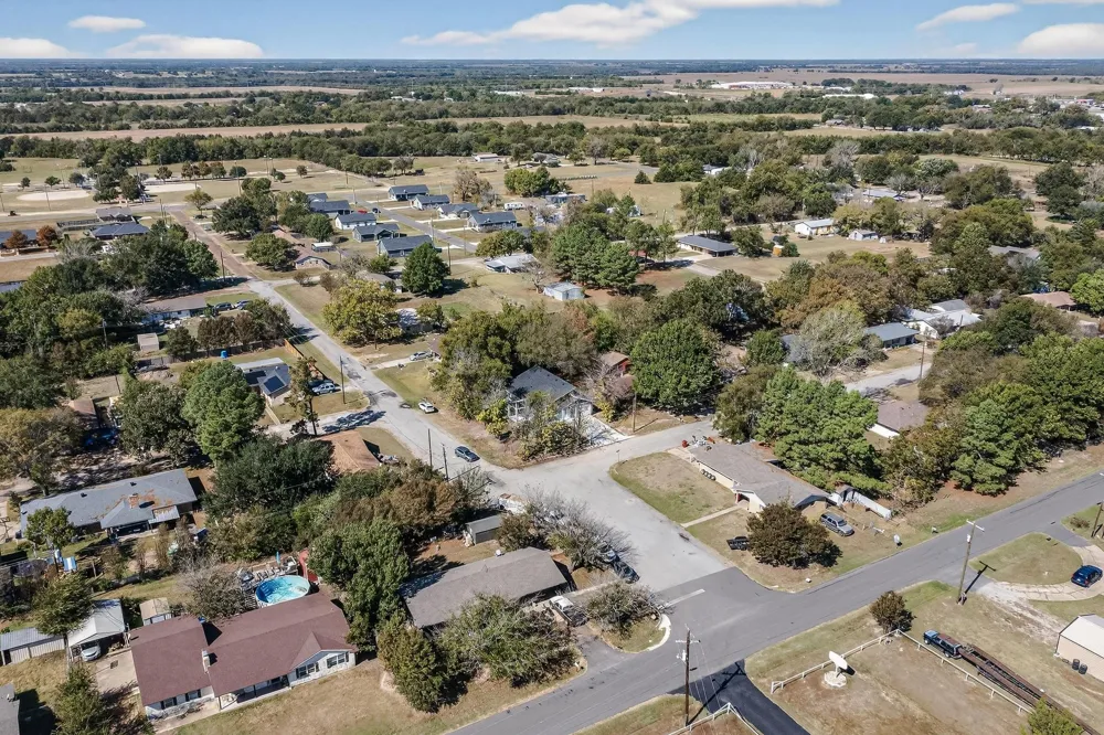 745 W Marshall Cooper, TX 75432