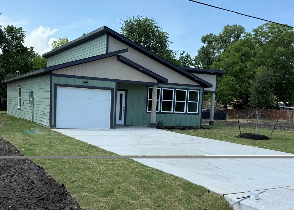745 W Marshall Cooper, TX 75432