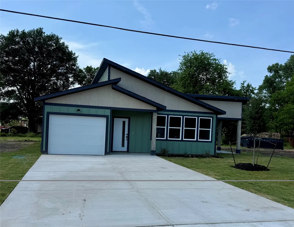 745 W Marshall Cooper, TX 75432