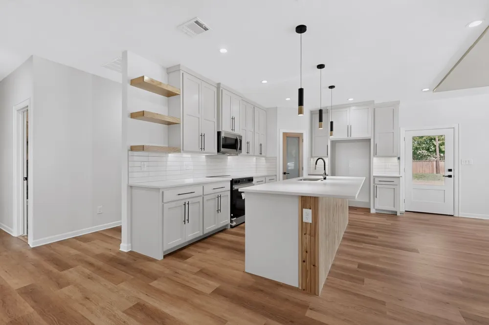 745 W Marshall Cooper, TX 75432