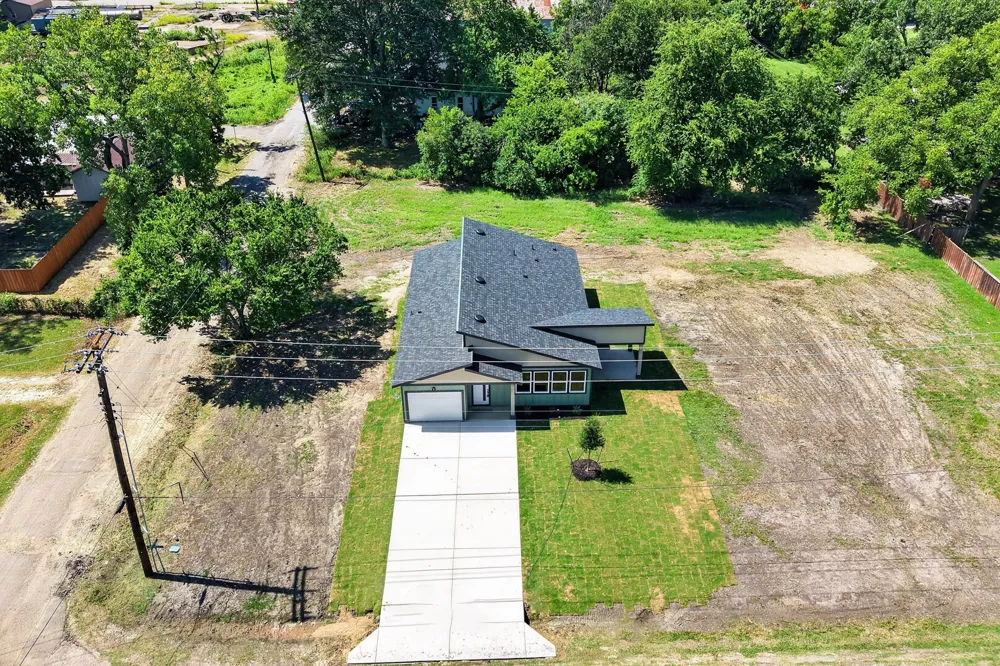 745 W Marshall Cooper, TX 75432