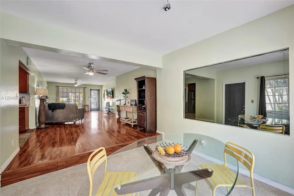 206 SE 3rd St Dania Beach, FL 33004