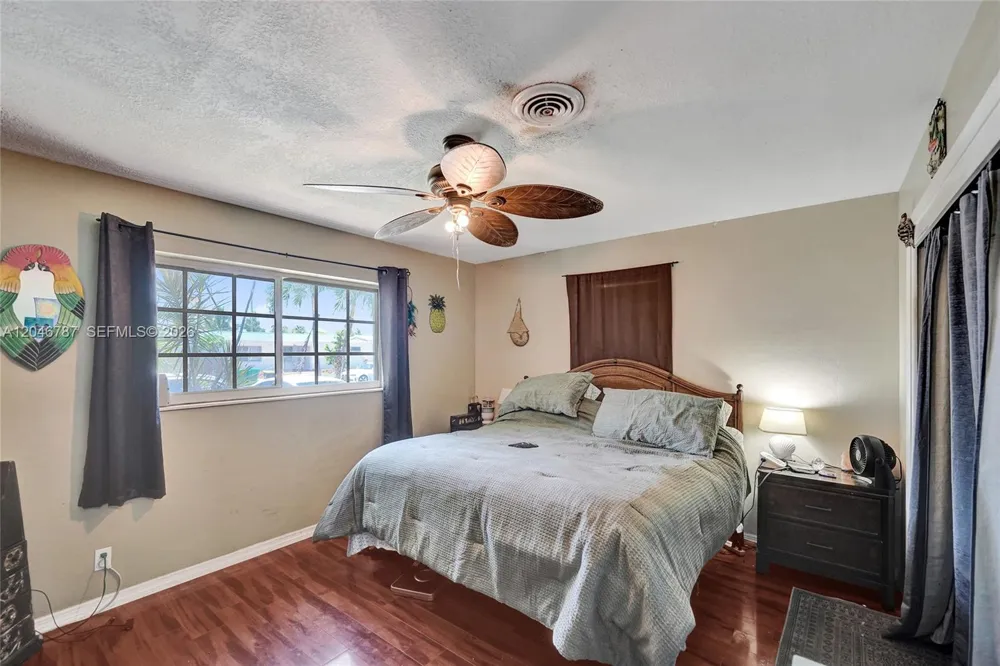 206 SE 3rd St Dania Beach, FL 33004