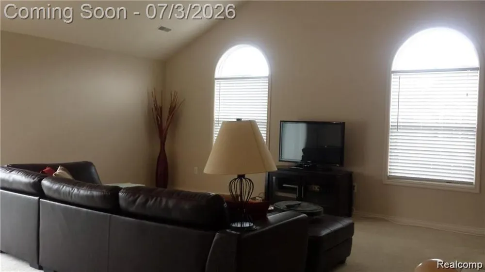 28339 Carlton Way Drive #33 Novi City, MI 48377