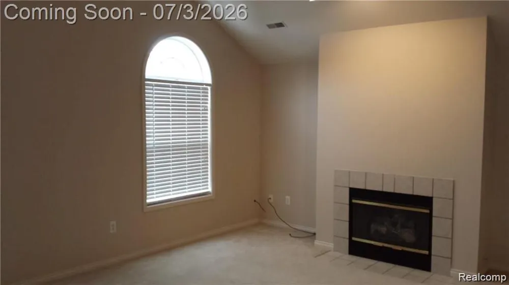 28339 Carlton Way Drive #33 Novi City, MI 48377