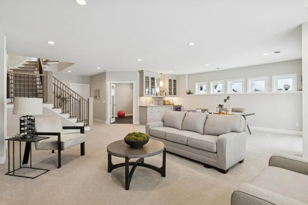 3961 White Oak Lane Chanhassen, MN 55331