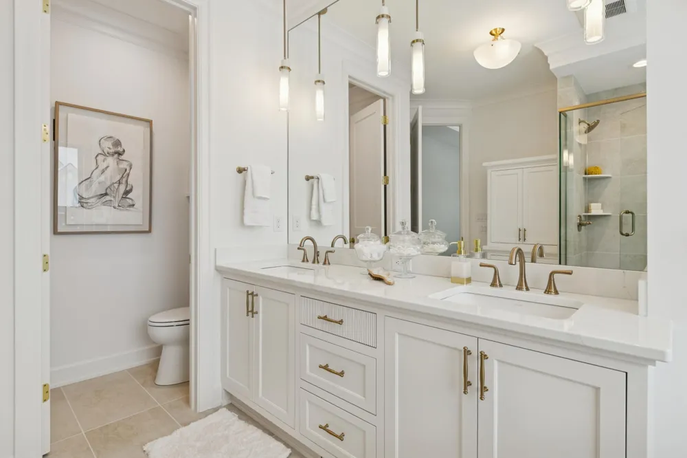 3961 White Oak Lane Chanhassen, MN 55331