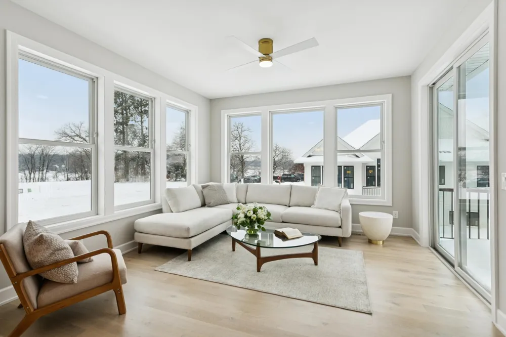 3961 White Oak Lane Chanhassen, MN 55331