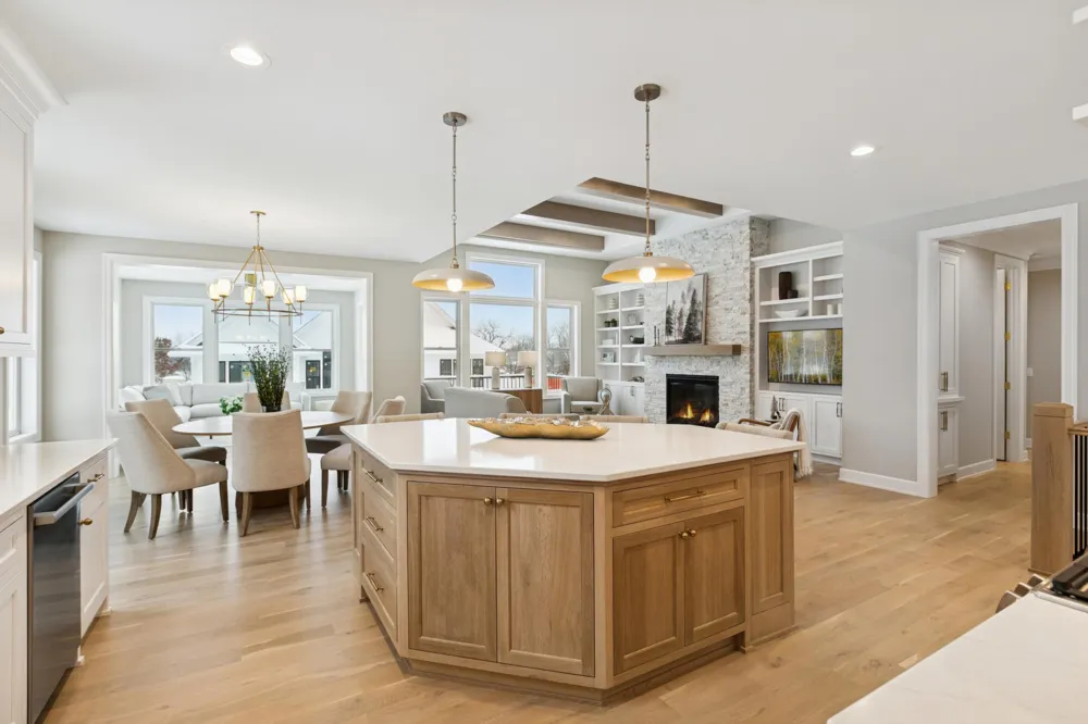 3961 White Oak Lane Chanhassen, MN 55331