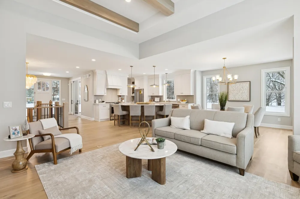 3961 White Oak Lane Chanhassen, MN 55331