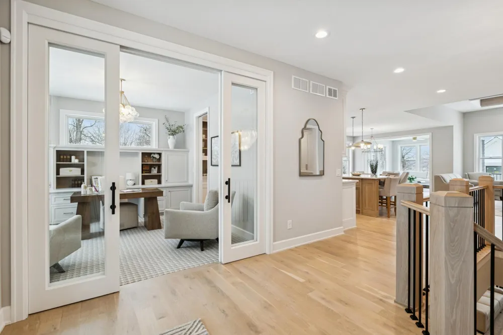 3961 White Oak Lane Chanhassen, MN 55331