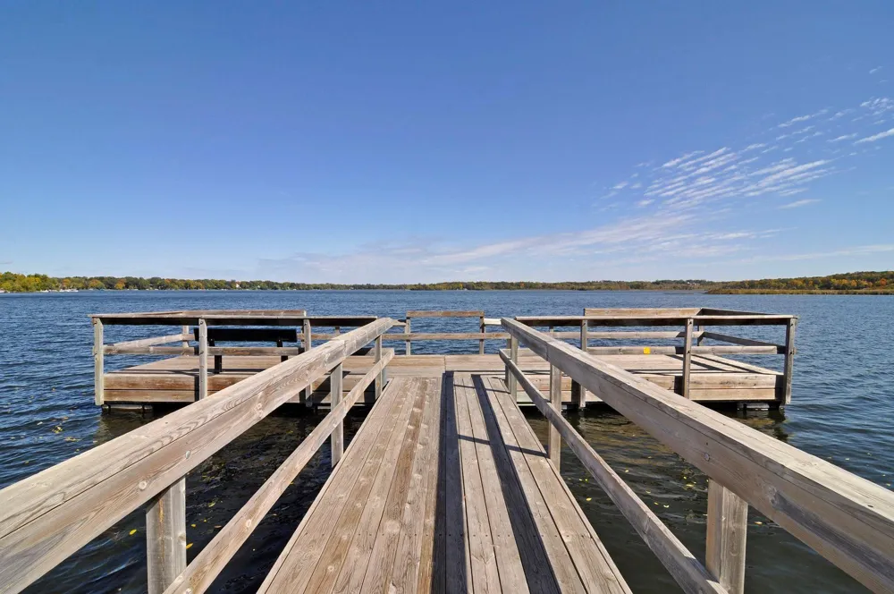3961 White Oak Lane Chanhassen, MN 55331