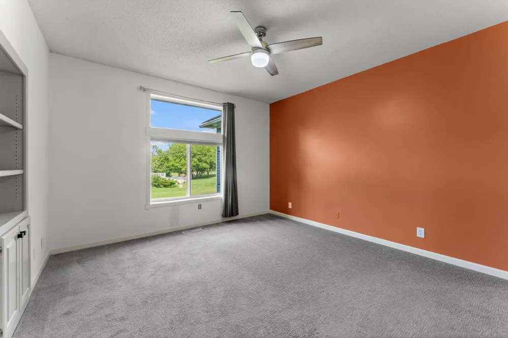 5614 407th Court North Branch, MN 55056