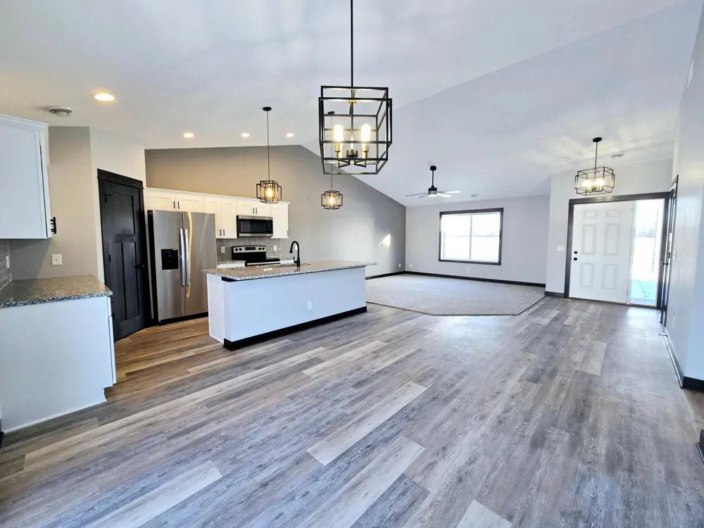 321 Falcon Run Eagle Lake, MN 56024