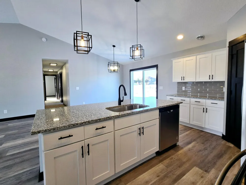 321 Falcon Run Eagle Lake, MN 56024