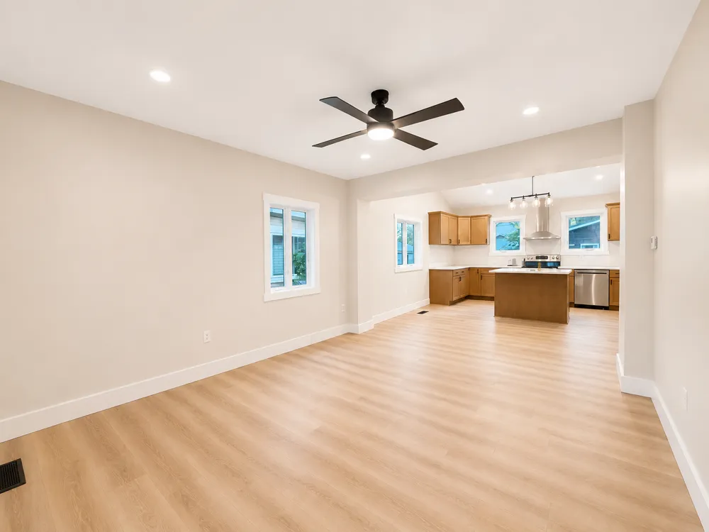 622 Main Street Winona, MN 55987