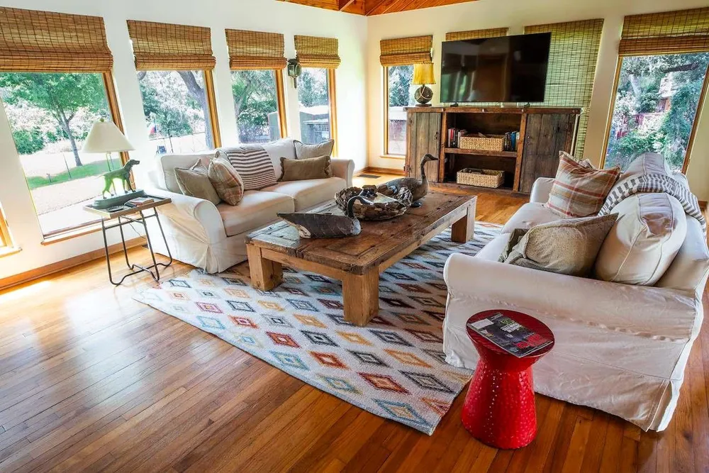 1056 County Road 297 Circle Sargent, TX 77414