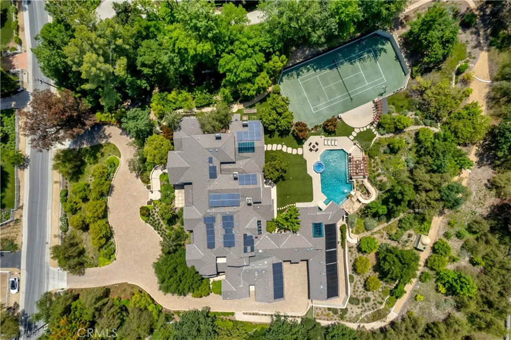 5824 JED SMITH ROAD Hidden Hills, CA 91302
