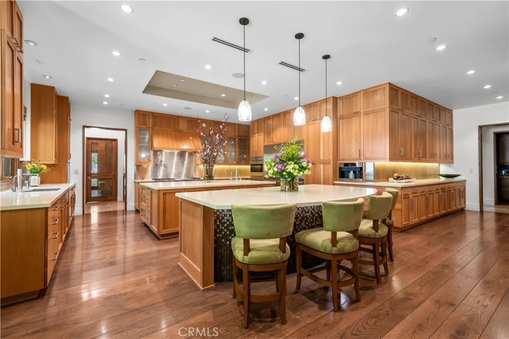 5824 JED SMITH ROAD Hidden Hills, CA 91302