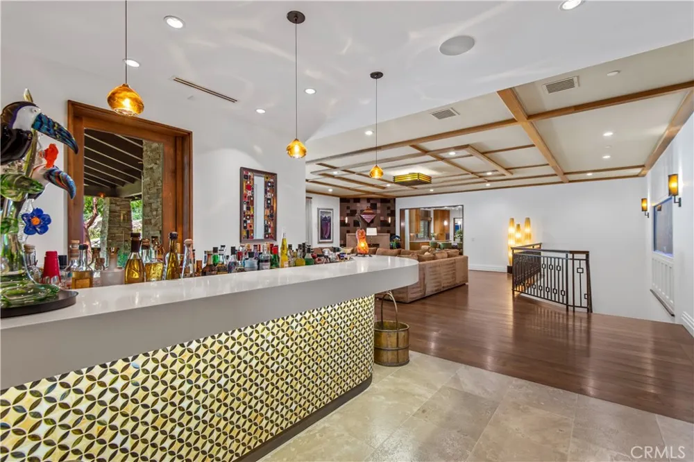 5824 JED SMITH ROAD Hidden Hills, CA 91302