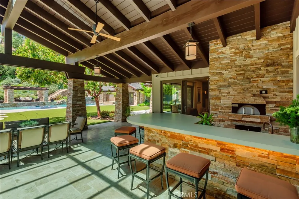 5824 JED SMITH ROAD Hidden Hills, CA 91302