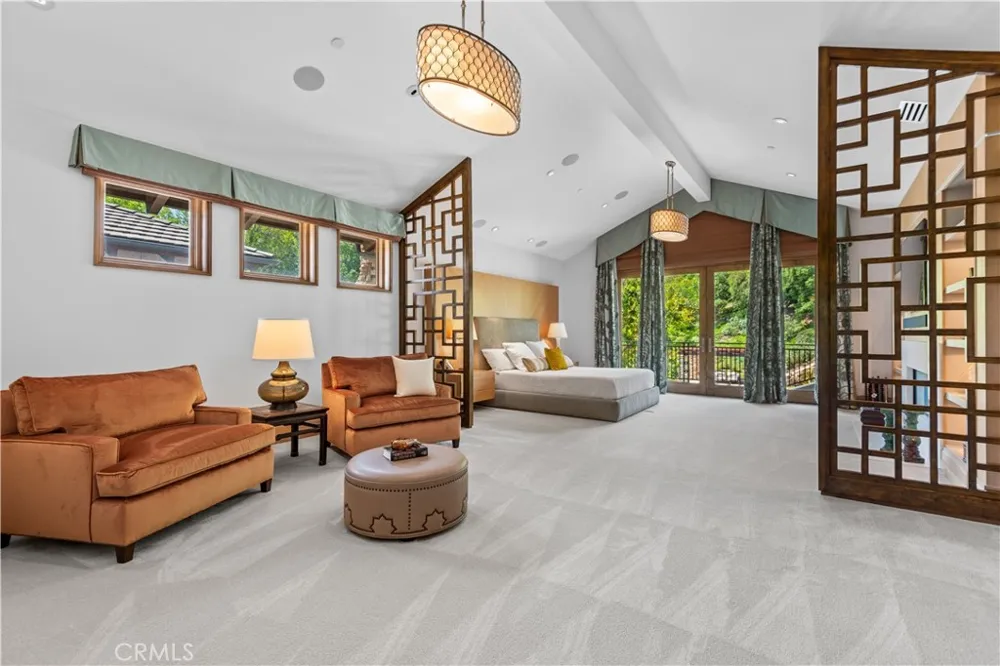 5824 JED SMITH ROAD Hidden Hills, CA 91302