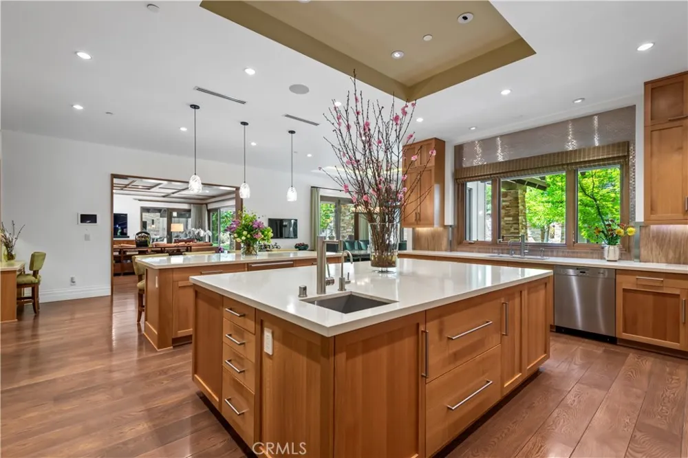 5824 JED SMITH ROAD Hidden Hills, CA 91302