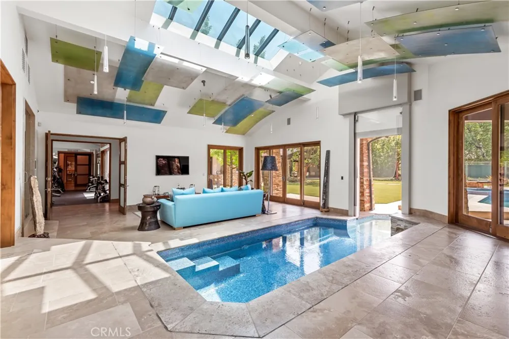 5824 JED SMITH ROAD Hidden Hills, CA 91302