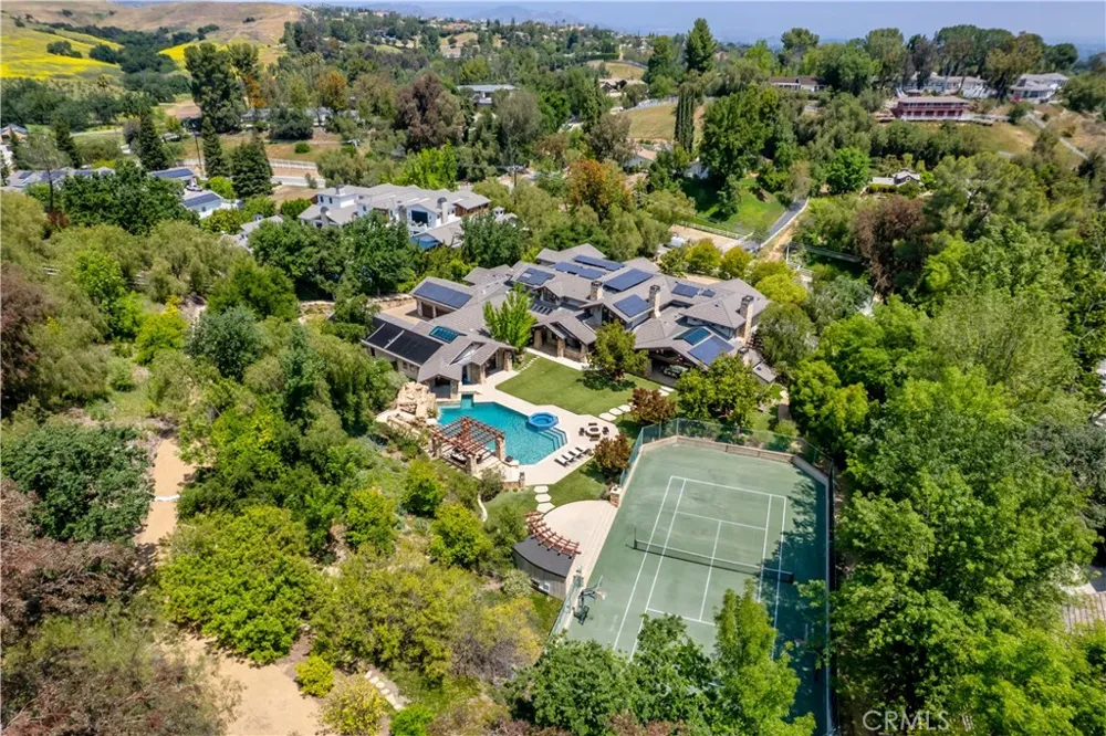 5824 JED SMITH ROAD Hidden Hills, CA 91302