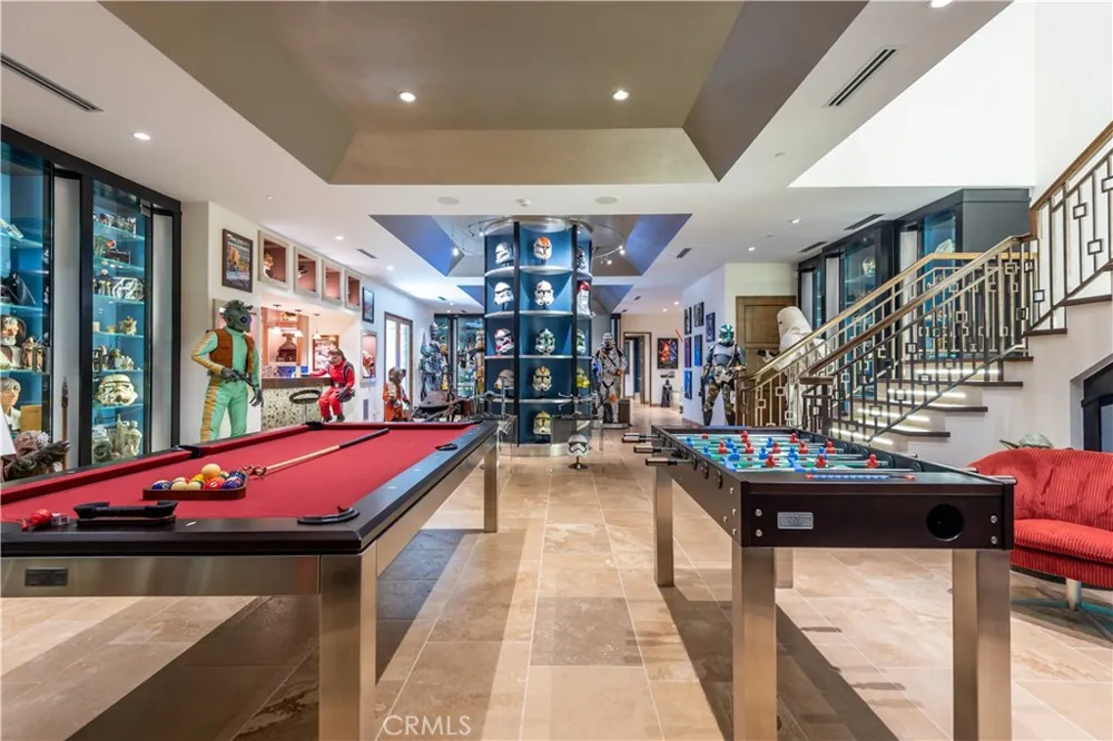 5824 JED SMITH ROAD Hidden Hills, CA 91302
