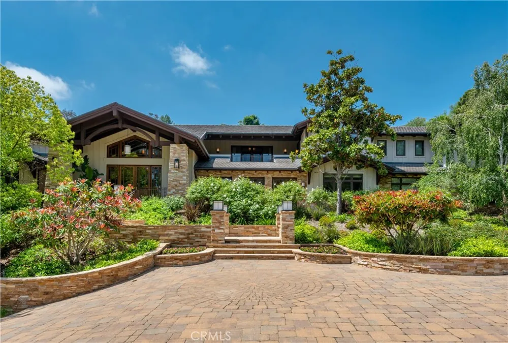 5824 JED SMITH ROAD Hidden Hills, CA 91302