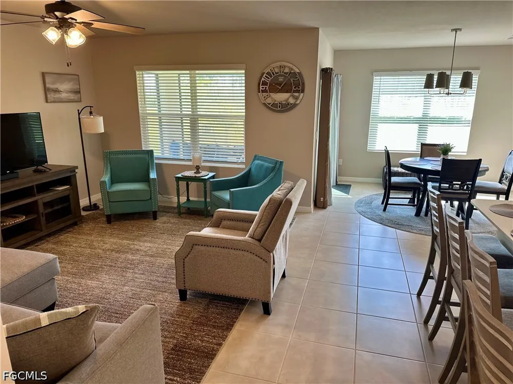 Camino Torcido Loop North Fort Myers, FL 33917