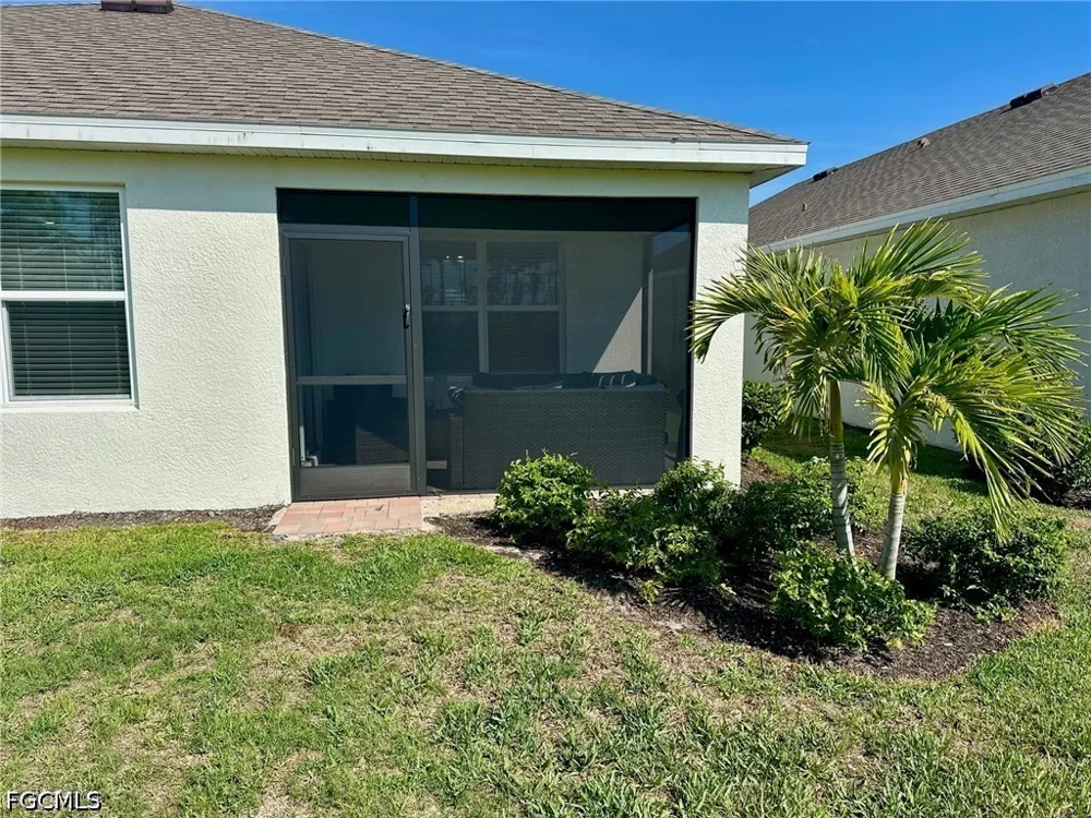 Camino Torcido Loop North Fort Myers, FL 33917