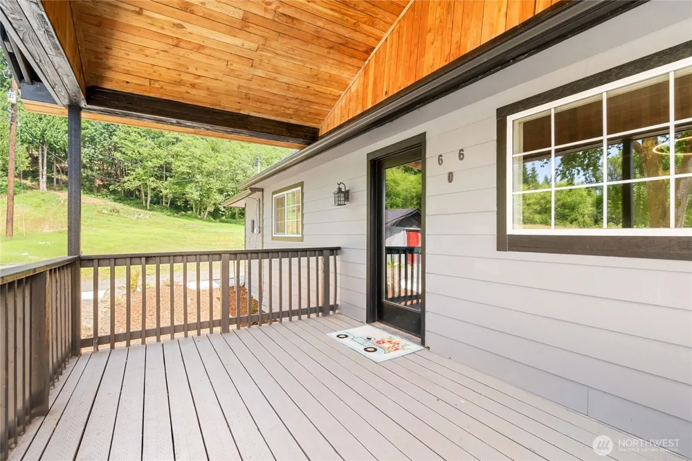 606 5th Street Elma, WA 98541