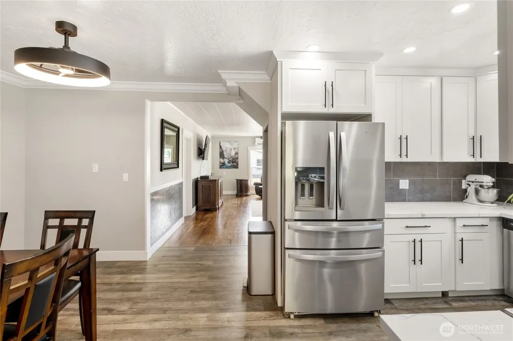 606 5th Street Elma, WA 98541