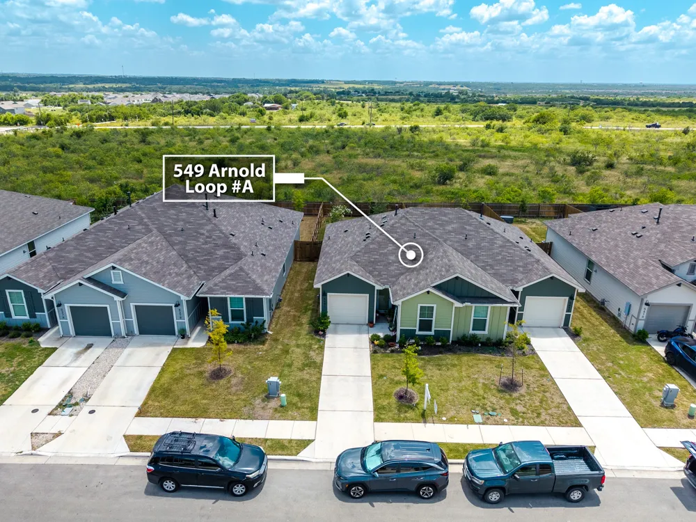 549 Arnold Loop #A Uhland, TX 78640