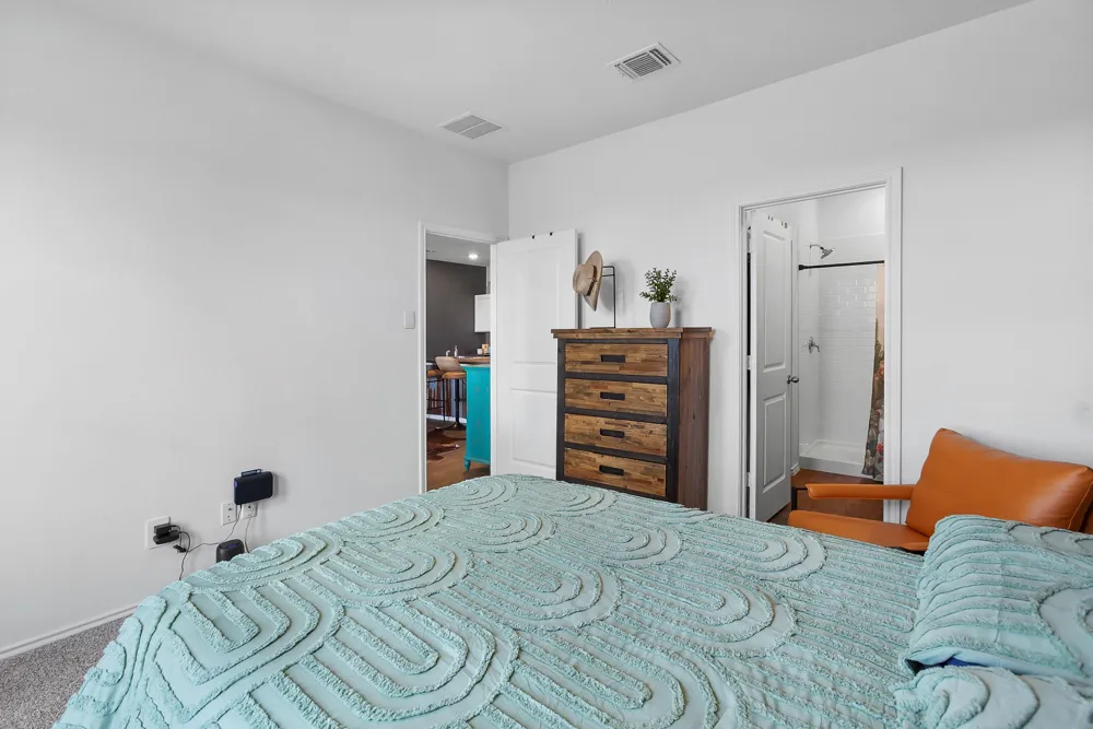 549 Arnold Loop #A Uhland, TX 78640