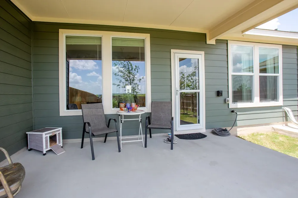 549 Arnold Loop #A Uhland, TX 78640