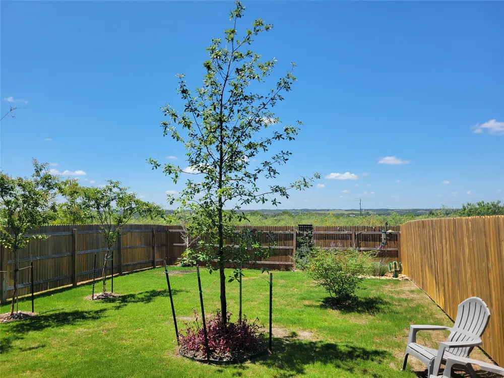 549 Arnold Loop #A Uhland, TX 78640
