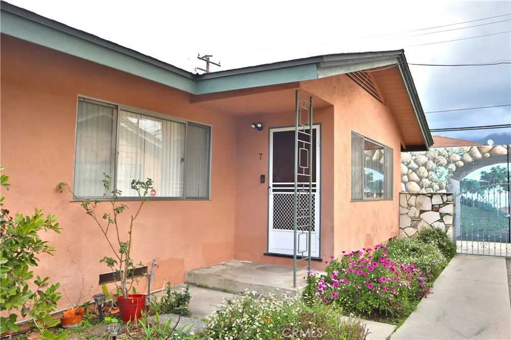 809 Fairview Avenue #7 Arcadia, CA 91007