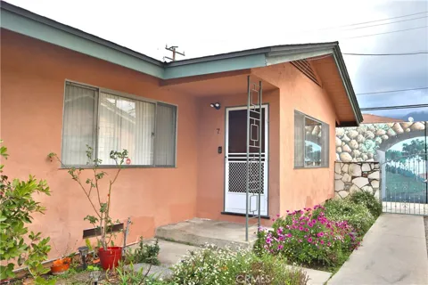 809 Fairview Avenue #7