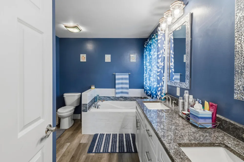 501 E Stoneridge Drive Plainwell, MI 49080