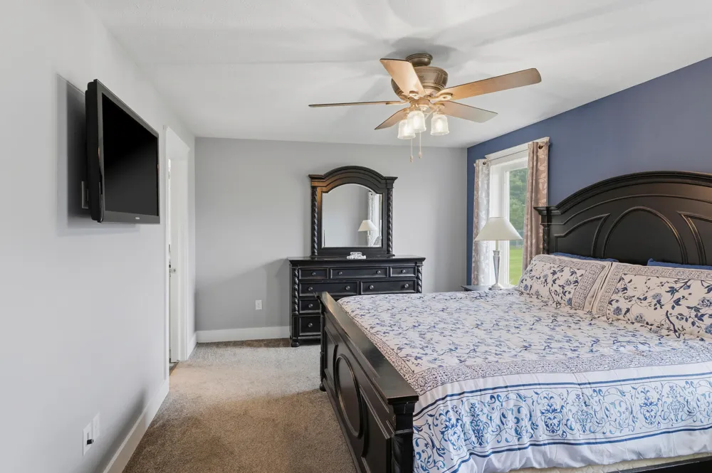 501 E Stoneridge Drive Plainwell, MI 49080